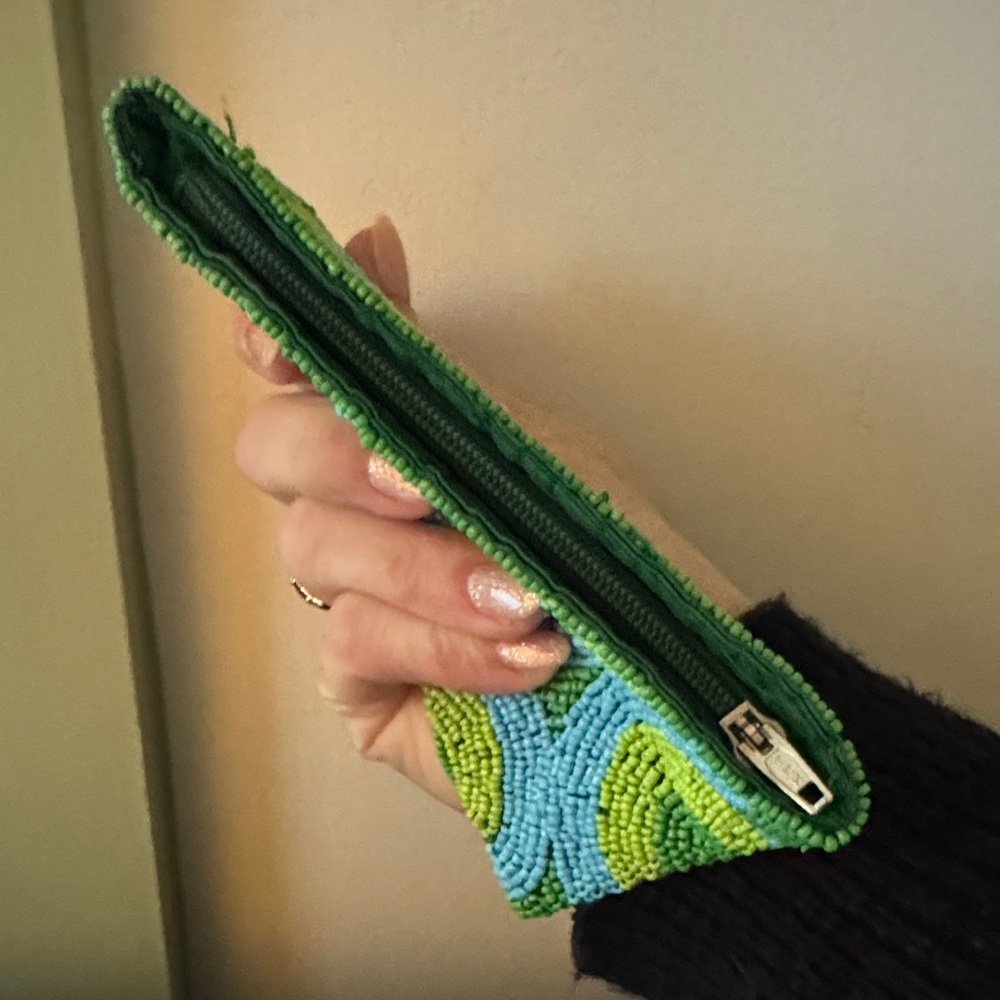 Handcrafted Perfect For Spring! Beaded Clutch - B… - image 3